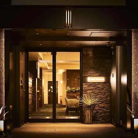 Hotel The Rock-3