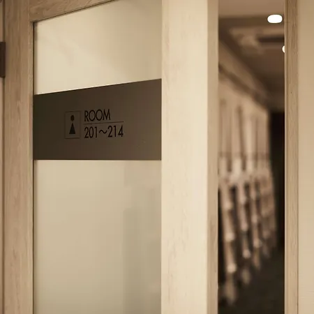 Hotel The Rock-3